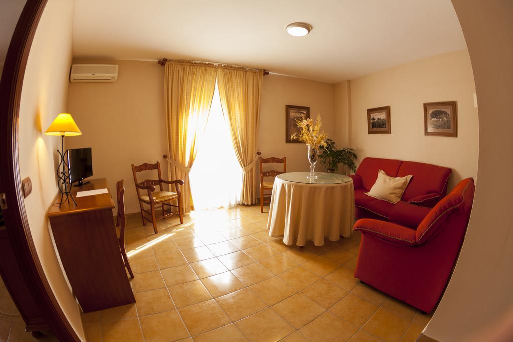 Hotel Paraje La Lambra Rus Extérieur photo